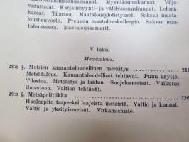 Kansantalouspolitiikka  I -  J. Conrad, Laura ja Leo Harmajan suomentama ja maamme oloja esittävillä lisäyksillä täydentämä -national economics