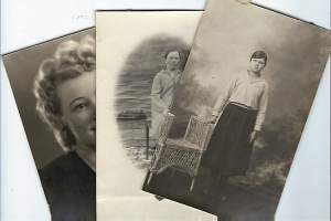 Jenny Kuha ja muita 1930-luvun naisia  - valokuva 9x13 cm 3 kpl