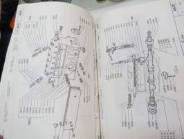 Fiat 110 - 110NC - OM 110 - 110 NR - OM 110 R - 110 PC - OM 110 P - 110 AI - 110 NT - OM 110 T Spare Parts Catalogue - Catalogue parti di ricambio - Catalogue de