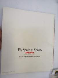 Iberia - Fly Spain to Spain on &quot;Sun-Plus Tour&quot; travel brochure 1973 edition -Espanja, matkailuesite
