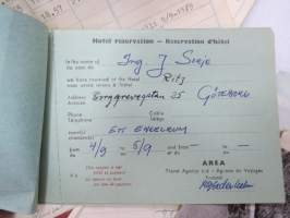 Area Matkatoimisto - Maatkasuunnitelma insinööri J.S. 4.9.-29.9.1957, hotellikuitit, postikortteja Glasgow´n opas, 2 kpl menua, joista toinen lähetetty kotiin