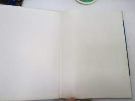 Kouvola - Ripeän kasvun kaupunki - En stad i snabb tillväxt - Stadt des schnellen aufschwungs - Boom Town - Город бурного роста 1971 -kuvateos / picture book