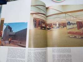 Kouvola - Ripeän kasvun kaupunki - En stad i snabb tillväxt - Stadt des schnellen aufschwungs - Boom Town - Город бурного роста 1971 -kuvateos / picture book