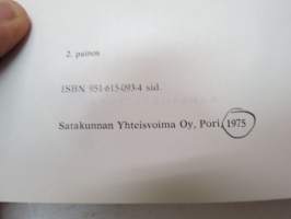 Vuoden aikain myrskyt. Kirjeitä, runoja ja proosaa 1930-60 -luvulta -letters, poems, prose of Hertta Kuusinen