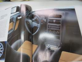 Opel Astra Coupé 2004 -myyntiesite / brochure