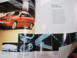 Opel Astra Coupé 2004 -myyntiesite / brochure