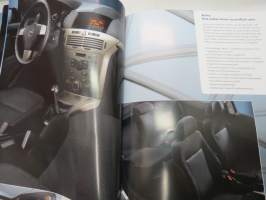 Opel Astra 2005 -myyntiesite / brochure