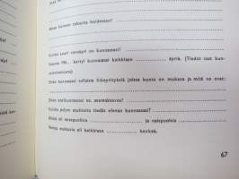 Kotiseutuopas (työkirja, johon merkitään kotiseudun ominaispiirteitä, tapoja, ym.) -school book