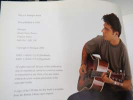 Learn to Play the Guitar - A step-by-step guide