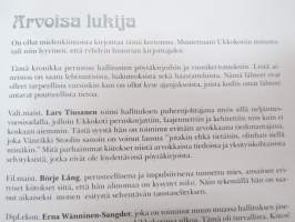 Yli 100 vuotta ukkokotielämää - Gubbhemsliv mer än 100 år -retired home history