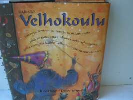 velhokoulu. loitsuja,temppuja.taruja ja uskomuksia sekä 50 taikuutta tihkuvaa askarteluohjetta,joilla syntyvät kaikki velhoiluun tarvittavat välineet   vakitan