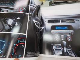 Chevrolet Camaro 2010 -myyntiesite / brochure