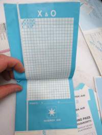 Maersk Air Tax Free Shop Price List + 2 matkalippukantaa + 4 boardin pass´ia + paperipussi