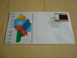 Qatar, lippusarja Yhdistyneet Kansakunnat, YK, United Nations, 1988, ensipäiväkuori, FDC. Minulla on myös juuri tulleet yli 100 muuta YK:n lippusarjan