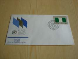 Nigeria, lippusarja Yhdistyneet Kansakunnat, YK, United Nations, 1982, ensipäiväkuori, FDC. Minulla on myös juuri tulleet yli 100 muuta YK:n lippusarjan