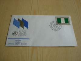 Nigeria, lippusarja Yhdistyneet Kansakunnat, YK, United Nations, 1982, ensipäiväkuori, FDC. Minulla on myös juuri tulleet yli 100 muuta YK:n lippusarjan