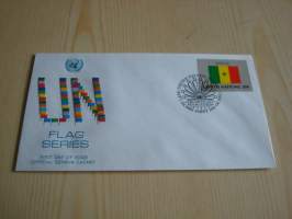 Senegal, lippusarja Yhdistyneet Kansakunnat, YK, United Nations, 1983, ensipäiväkuori, FDC. Minulla on myös juuri tulleet yli 100 muuta YK:n lippusarjan