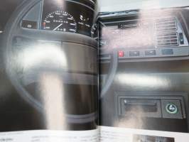 Volkswagen Passat 1986 -myyntiesite / brochure