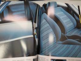 Volkswagen Passat 1986 -myyntiesite / brochure
