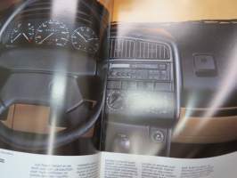 Volkswagen Passat Variant 1989 -myyntiesite / brochure