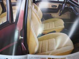 Volkswagen Passat 1986 -myyntiesite (ruotsinkielinen) / brochure