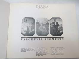 Valokuvia Suomesta / näyttelykirja Galleria Diana 1992 - photographic exhibition book / catalog