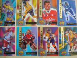 12 erilaista 1994 Signature Rookies jääkiekkokorttia, jokaista korttia tehty vain 45 000 kpl. Myös muita eriä samasta sarjasta.