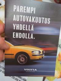 Volvo XC70 2004 -myyntiesite / kansio, jossa 2 kpl DVD ja painettua materiaalia -sales folder