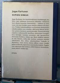 Siipien sirkus, 1966, 1. painos. Romaanimuotoinen kirja pommitus- ja hävittäjälentäjien todellisista, usein hurjista taisteluista ratkaisun vuonna 1944,