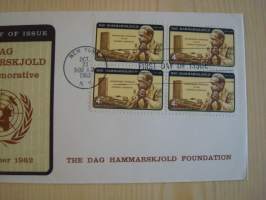 Dag Hammarskjöld Foundation, YK, United Nations, 1962, USA, ensipäiväkuori, FDC, 4 postimerkkiä, harvinaisempi kuorimalli. Katso myös muut kohteeni.