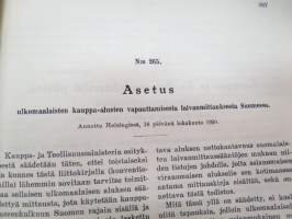 Suomen Asetuskokoelma 1920 nr 261-211 - Sisältää eri asetuksia kauppalaivastosta ja merenkulusta -statutes regarding ships and seafare