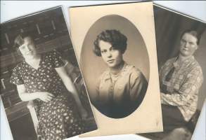 Naisten kuvia vuosikymmenten takaa - valokuva 9x13 cm 3 kpl