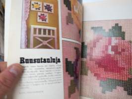 Ristipistoja -cross-stich models
