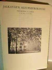 Sauli vsk 1952-1953 - Suomen Aliupseeriliiton äänenkannattaja + Jalkaväen Aliupseerikoulu peruskurssi 11. I jakso 1.10.1951-5.4.1952 (38 s)