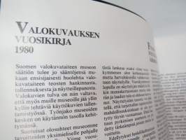 Valokuvauksen vuosikirja 1980 - Finsk fotografisk årsbok - Finnish photographic yearbook