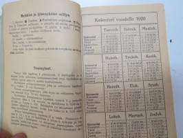 Maatalouskalenteri 1920, sisältää monipuolisesti ja runsaasti taulukoita, tietoja maatalouteen liittyvistä aiheista, mainoksia ym. -agricultural calendar