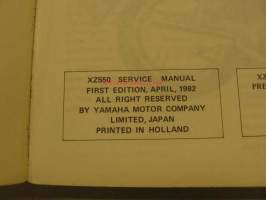 Yamaha XZ550 service manual huolto-ohjekirja