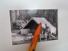 Volkswagen AP-735 + &quot;kesämökki&quot; -valokuva / photograph
