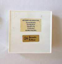 Helsingin Tuomiokirkko  reliefi 24 karaatin kultaus  8x8 cm