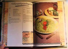Ron Kalenuik - Alkuperäinen Pizza &amp; Pasta Keittokirja.