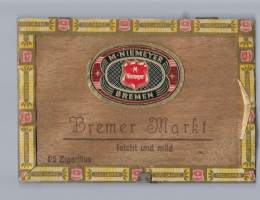Bremer Markt - sikarilaatikko puuta , koko 11x15x2 cm