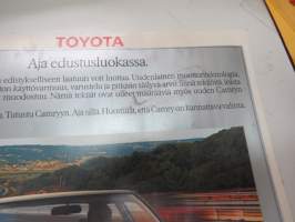 Toyota Camry -myyntiesite / sales brochure