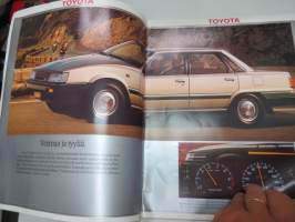 Toyota Camry -myyntiesite / sales brochure