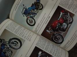 World Motorcycle Catalogue 1976-1977. Pictures and details of over 180 bikes from 10 countries