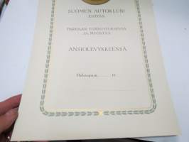 AK Suomen Autoklubi esittää parhaan tunnustuksensa ja myöntää ansiolevykkeensä.... -kunniakirja, käyttämätön