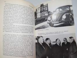 Die Volkswagen-Story - Biographie eines autos -saksankielinen käännös kuuluisasta kirjasta &quot;The Small Wonder&quot;, mukana Volkswagenwerk AG:n jouluonnittelukortti 1966
