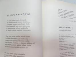 Porin suomenkielinen yksityistyttökoulu ja Porin Lyseo 1880-1955, koulun ja sen eri vaiheitten historiikki, opettaja- ja oppilasmatrikkeli - sisältää myös