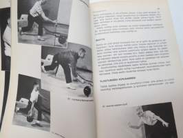 Keilaajan käsikirja -bowling manual