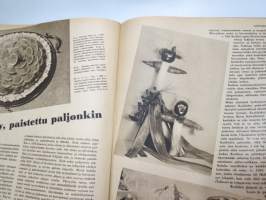Kotiliesi 1942 nr 24, ilmestynyt 29.12.1942 - Kotiliesi täyttää 20 vuotta, Kotilieden kilpakentiltä 1922-24, Lapsi ja tuberkuloosi, Kahden sodan väliltä