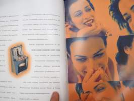 Chrysler Stratus / Stratus Cabrio -myyntiesite / brochure